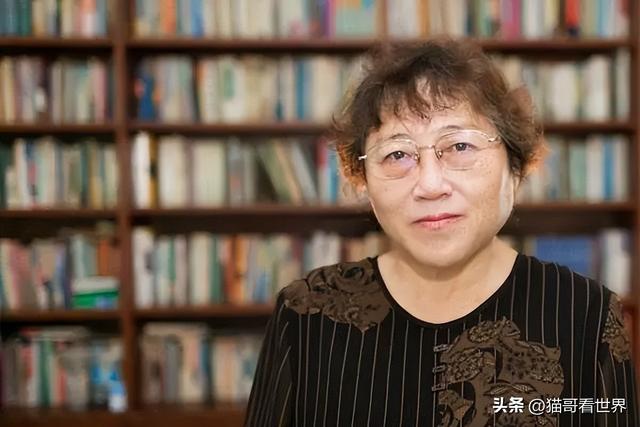 72歲李銀河近況曝光，狀態(tài)驚人：一生不婚不育，卻活得比我還精彩